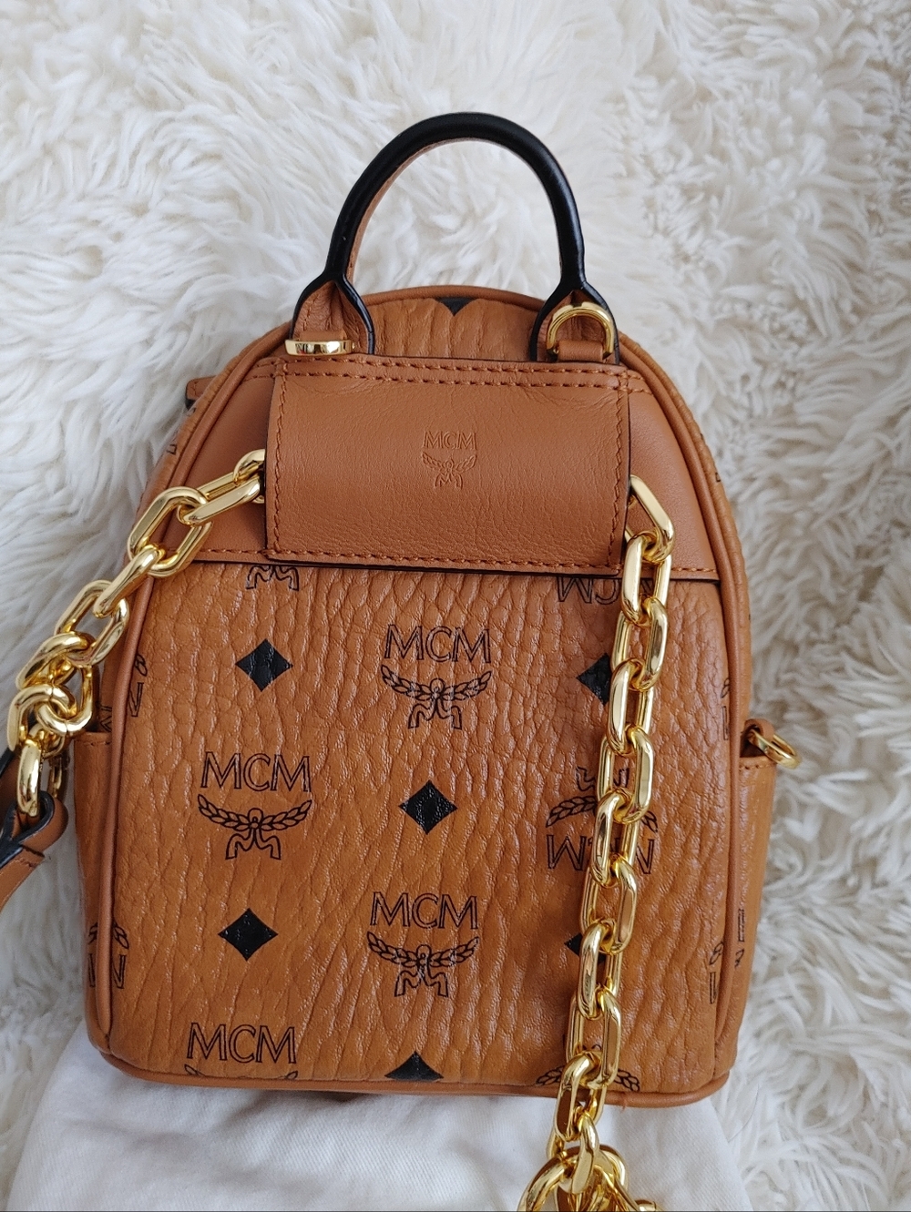 MCM Viesto Monogram Canvas Leather Convertible Bag - Picture 4 of 16